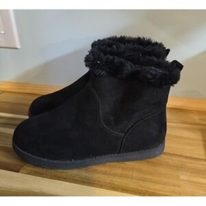 Cat and Jack Girls Black Boots‎ Zipper Size 4Faux Suede NEW Ugg Bearpaw Like